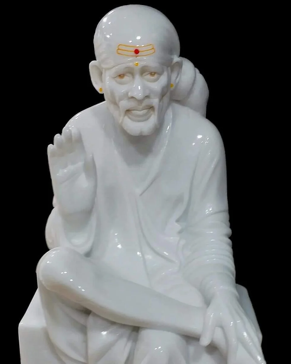 Sai Baba Statue