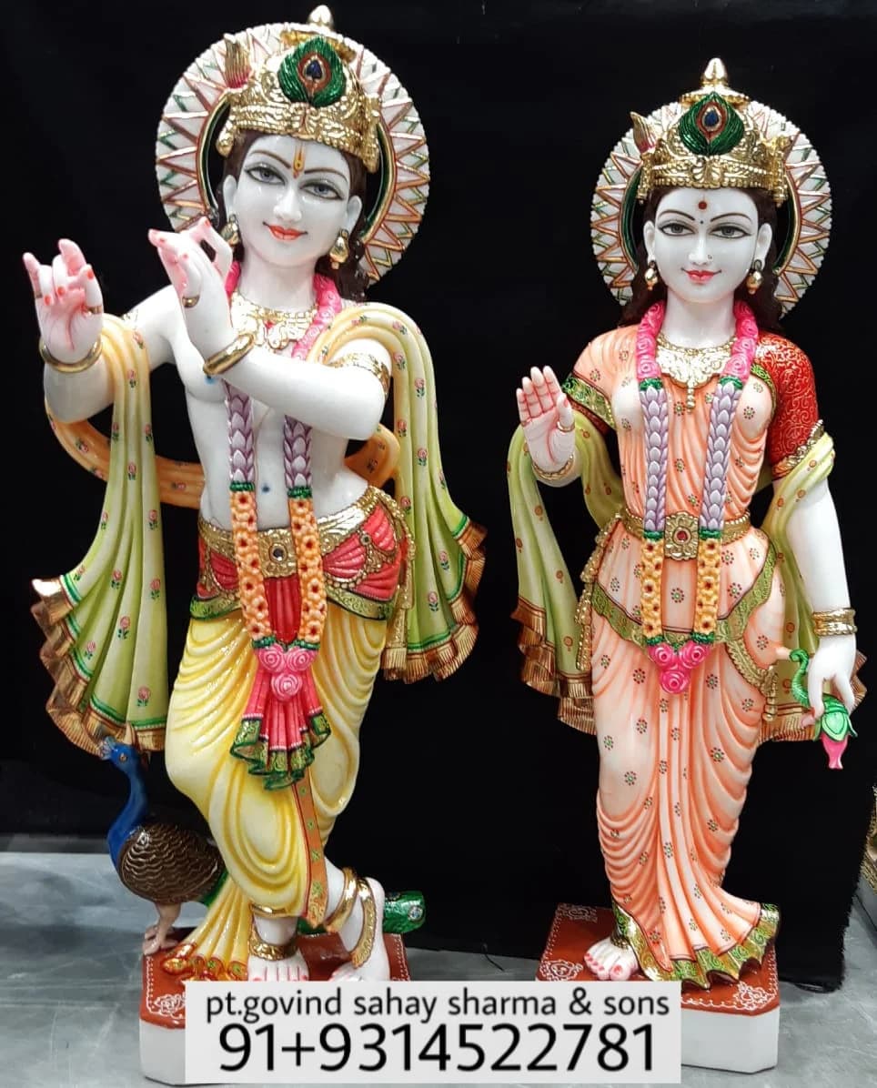 Radha Krishan Statue