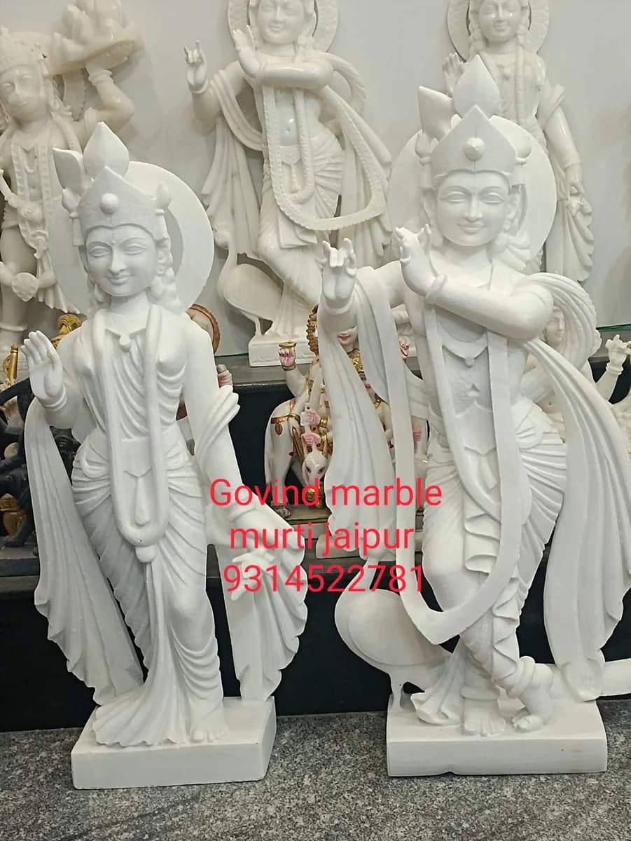 Radha Krishan Statue