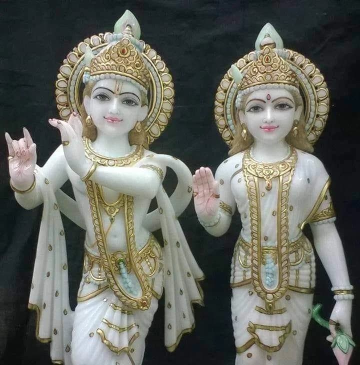 Radha Krishan Statue