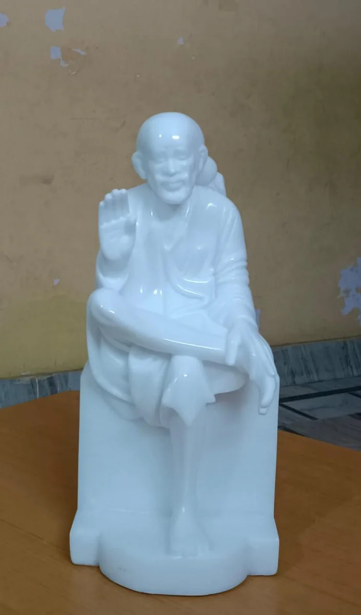 Sai Baba Statue